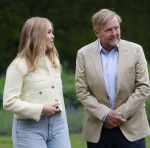 Den Haag 21 mei 2026
Fotouurtje met de koninklijke familie in de Hollandse tuin van Park Clingendael . Aanwezig Koning Willem Alexander Koningin Maxima Prinses Amalia Prinses Alexia en Prinses Ariane .