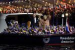 Amsterdam 5 mei 2026
5 mei Concert op de Amstel voor bevrijdingsdag . Koning Willem Alexander en Koningin Maxima zijn aanwezig .
Tineke Schouten en Splinter Chabot presenteren het . De artiesten die opterden zijn Roxeanne Hazes Acda en de Munnik Miss Envy Peru Edsilia Rombley Rolf Sanches en Fleur Raateland . Jamai Looman is dirigent .