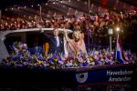 Amsterdam 5 mei 2026
5 mei Concert op de Amstel voor bevrijdingsdag . Koning Willem Alexander en Koningin Maxima zijn aanwezig .
Tineke Schouten en Splinter Chabot presenteren het . De artiesten die opterden zijn Roxeanne Hazes Acda en de Munnik Miss Envy Peru Edsilia Rombley Rolf Sanches en Fleur Raateland . Jamai Looman is dirigent .
