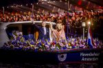 Amsterdam 5 mei 2026
5 mei Concert op de Amstel voor bevrijdingsdag . Koning Willem Alexander en Koningin Maxima zijn aanwezig .
Tineke Schouten en Splinter Chabot presenteren het . De artiesten die opterden zijn Roxeanne Hazes Acda en de Munnik Miss Envy Peru Edsilia Rombley Rolf Sanches en Fleur Raateland . Jamai Looman is dirigent .