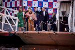 Amsterdam 5 mei 2026
5 mei Concert op de Amstel voor bevrijdingsdag . Koning Willem Alexander en Koningin Maxima zijn aanwezig .
Tineke Schouten en Splinter Chabot presenteren het . De artiesten die opterden zijn Roxeanne Hazes Acda en de Munnik Miss Envy Peru Edsilia Rombley Rolf Sanches en Fleur Raateland . Jamai Looman is dirigent .