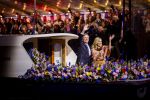 Amsterdam 5 mei 2026
5 mei Concert op de Amstel voor bevrijdingsdag . Koning Willem Alexander en Koningin Maxima zijn aanwezig .
Tineke Schouten en Splinter Chabot presenteren het . De artiesten die opterden zijn Roxeanne Hazes Acda en de Munnik Miss Envy Peru Edsilia Rombley Rolf Sanches en Fleur Raateland . Jamai Looman is dirigent .
