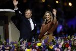 Amsterdam 5 mei 2026
5 mei Concert op de Amstel voor bevrijdingsdag . Koning Willem Alexander en Koningin Maxima zijn aanwezig .
Tineke Schouten en Splinter Chabot presenteren het . De artiesten die opterden zijn Roxeanne Hazes Acda en de Munnik Miss Envy Peru Edsilia Rombley Rolf Sanches en Fleur Raateland . Jamai Looman is dirigent .