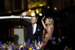 Amsterdam 5 mei 2026
5 mei Concert op de Amstel voor bevrijdingsdag . Koning Willem Alexander en Koningin Maxima zijn aanwezig .
Tineke Schouten en Splinter Chabot presenteren het . De artiesten die opterden zijn Roxeanne Hazes Acda en de Munnik Miss Envy Peru Edsilia Rombley Rolf Sanches en Fleur Raateland . Jamai Looman is dirigent .