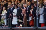 Amsterdam 5 mei 2026
5 mei Concert op de Amstel voor bevrijdingsdag . Koning Willem Alexander en Koningin Maxima zijn aanwezig .
Tineke Schouten en Splinter Chabot presenteren het . De artiesten die opterden zijn Roxeanne Hazes Acda en de Munnik Miss Envy Peru Edsilia Rombley Rolf Sanches en Fleur Raateland . Jamai Looman is dirigent .