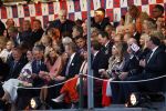 Amsterdam 5 mei 2026
5 mei Concert op de Amstel voor bevrijdingsdag . Koning Willem Alexander en Koningin Maxima zijn aanwezig .
Tineke Schouten en Splinter Chabot presenteren het . De artiesten die opterden zijn Roxeanne Hazes Acda en de Munnik Miss Envy Peru Edsilia Rombley Rolf Sanches en Fleur Raateland . Jamai Looman is dirigent .