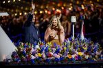 Amsterdam 5 mei 2026
5 mei Concert op de Amstel voor bevrijdingsdag . Koning Willem Alexander en Koningin Maxima zijn aanwezig .
Tineke Schouten en Splinter Chabot presenteren het . De artiesten die opterden zijn Roxeanne Hazes Acda en de Munnik Miss Envy Peru Edsilia Rombley Rolf Sanches en Fleur Raateland . Jamai Looman is dirigent .