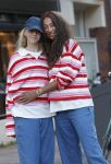 Amsterdam 7 mei 2026
Maria Tailor en haar dochter tijdens shoot op straat in Amsterdam zuid.