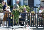 Muiderberg Muiden 8 9 mei 2026
Peter Holt gaat met een vriend vanaf zijn huis naar cafe Ome Ko in Muiden waar ze lekker op terras gaan zitten