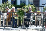 Muiderberg Muiden 8 9 mei 2026
Peter Holt gaat met een vriend vanaf zijn huis naar cafe Ome Ko in Muiden waar ze lekker op terras gaan zitten