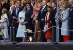 Amsterdam 5 mei 2026
5 mei Concert op de Amstel voor bevrijdingsdag . Koning Willem Alexander en Koningin Maxima zijn aanwezig .
Tineke Schouten en Splinter Chabot presenteren het . De artiesten die opterden zijn Roxeanne Hazes Acda en de Munnik Miss Envy Peru Edsilia Rombley Rolf Sanches en Fleur Raateland .Rob jetten