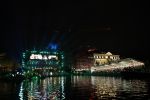Amsterdam 5 mei 2026
5 mei Concert op de Amstel voor bevrijdingsdag . Koning Willem Alexander en Koningin Maxima zijn aanwezig .
Tineke Schouten en Splinter Chabot presenteren het . De artiesten die opterden zijn Roxeanne Hazes Acda en de Munnik Miss Envy Peru Edsilia Rombley Rolf Sanches en Fleur Raateland . Jamai Looman is dirigent .