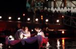 Amsterdam 5 mei 2026
5 mei Concert op de Amstel voor bevrijdingsdag . Koning Willem Alexander en Koningin Maxima zijn aanwezig .
Tineke Schouten en Splinter Chabot presenteren het . De artiesten die opterden zijn Roxeanne Hazes Acda en de Munnik Miss Envy Peru Edsilia Rombley Rolf Sanches en Fleur Raateland . Jamai Looman is dirigent .