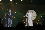 Amsterdam 5 mei 2026
5 mei Concert op de Amstel voor bevrijdingsdag . Koning Willem Alexander en Koningin Maxima zijn aanwezig .
Tineke Schouten en Splinter Chabot presenteren het . De artiesten die opterden zijn Roxeanne Hazes Acda en de Munnik Miss Envy Peru Edsilia Rombley Rolf Sanches en Fleur Raateland . Jamai Looman is dirigent .