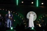 Amsterdam 5 mei 2026
5 mei Concert op de Amstel voor bevrijdingsdag . Koning Willem Alexander en Koningin Maxima zijn aanwezig .
Tineke Schouten en Splinter Chabot presenteren het . De artiesten die opterden zijn Roxeanne Hazes Acda en de Munnik Miss Envy Peru Edsilia Rombley Rolf Sanches en Fleur Raateland . Jamai Looman is dirigent .