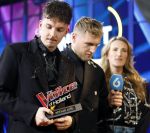 Hilversum 8 mei 2026
Finale van the Voice of Holland met Chantal janzen en Edson da Graca . De coaches zijn Suzen & freek Willie Wartaal Dinand Woesthoff en Ilse de Lange . de Finalisten Ruben Hillen Nieloefaar Bahadori Sanne v Assouw en Thijs Veldhuis . De bekendmaking was in RTL Tonight met Humberto Tan als presentator.