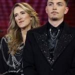 Hilversum 8 mei 2026
Finale van the Voice of Holland met Chantal janzen en Edson da Graca . De coaches zijn Suzen & freek Willie Wartaal Dinand Woesthoff en Ilse de Lange . de Finalisten Ruben Hillen Nieloefaar Bahadori Sanne v Assouw en Thijs Veldhuis . De bekendmaking was in RTL Tonight met Humberto Tan als presentator.
