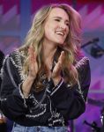 Hilversum 8 mei 2026
Finale van the Voice of Holland met Chantal janzen en Edson da Graca . De coaches zijn Suzen & freek Willie Wartaal Dinand Woesthoff en Ilse de Lange . de Finalisten Ruben Hillen Nieloefaar Bahadori Sanne v Assouw en Thijs Veldhuis . De bekendmaking was in RTL Tonight met Humberto Tan als presentator.