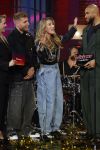 Hilversum 8 mei 2026
Finale van the Voice of Holland met Chantal janzen en Edson da Graca . De coaches zijn Suzen & freek Willie Wartaal Dinand Woesthoff en Ilse de Lange . de Finalisten Ruben Hillen Nieloefaar Bahadori Sanne v Assouw en Thijs Veldhuis . De bekendmaking was in RTL Tonight met Humberto Tan als presentator.