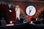 Amsterdam 5 mei 2026
5 mei Concert op de Amstel voor bevrijdingsdag . Koning Willem Alexander en Koningin Maxima zijn aanwezig .
Tineke Schouten en Splinter Chabot presenteren het . De artiesten die opterden zijn Roxeanne Hazes Acda en de Munnik Miss Envy Peru Edsilia Rombley Rolf Sanches en Fleur Raateland . Jamai Looman is dirigent .