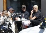 Amsterdam 5 mei 2026
Yousef Gnaoui, artiestennaam Sef en Dio met een kennis op terras .