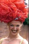 Ascot ( Engeland ) 17 juni 1999
Hoeden...hoeden  en nog meer hoeden op de LADY'S-day tijdens de Ascot paardenraces