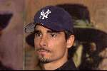 Amsterdam 6 juni 1999
Kevin van de Backstreetboys shoppend  bij de galerie v Donersloot staande bij een schilderij oud president John F Kennedy
Kevin moet maandag optreden in Koln Duitsland