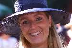 9 juni 1999
Haringparty Nijenrode - Breukelen
Paulette Schroder met hoed