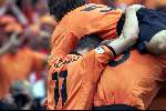 Rotterdam, 25 juni 2000   Euro 2000
Nederland-Yougoslavie, eindstand 6-1
4 doelpunten Patrick kluivert en 2 x Marc Overmars
Blijdschap Boudewijn Zenen en Marc Overmars
Europees Kampioenschap voetbal 2000
