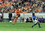 Amsterdam, 29 juni 2000   Euro 2000
Nederland-Italie, eindstand 0-0 ook na verlenging Italie wint na strafschoppen
Boudewijn Zenden
Europees Kampioenschap voetbal 2000