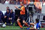 Amsterdam 29 juni 2000
Nederland-Italie 0-0 euro 2000
Dennis Bergkamp in duel met Cannavaro
Europees Kampioenschap voetbal 2000