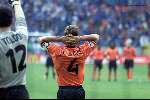 Amsterdam, 29 juni 2000   Euro 2000
Nederland-Italie, eindstand 0-0 ook na verlenging Italie wint na strafschoppen
Frank de Boer mist zijn penalty
Europees Kampioenschap Voetbal 2000