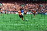 Amsterdam, 29 juni 2000   Euro 2000
Nederland-Italie, eindstand 0-0 ook na verlenging Italie wint na strafschoppen
Frank de Boer mist strafschop in wedstrijd
Europees Kampioenschap Voetbal 2000
