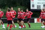 Landgraaf 6 juni 2000
Training Denemarken met Jan Heintze, Jon Dahl Tomasson en Jesper Gronkjaer
Europees Kampioenschap Voetbal 2000
