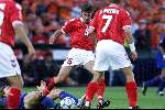 Rotterdam 16 juni 2000 Euro 2000
Nederland-Denemarken, eindstand 3-0
Jan Heintze
Europees Kampioenschap Voetbal 2000