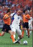 Amsterdam, 11 juni 2000
Nederland-Tsjechie, eindstand 1-0 door penalty van Frank de Boer in de 89e minuut.
Boudewijn Zenden contra Jan Koller
Europees Kampioenschap Voetbal 2000