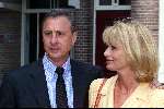 Amsterdam 3 juni 2000
Ruud Gullit en Estelle Cruyff trouwen.
Johan Cruyff en Danny Cruyff