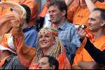 Amsterdam 29 juni 2000
Nederland-Italie 0-0 euro 2000
Karin Bloemen met man
Europees Kampioenschap Voetbal 2000