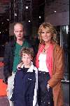 Utrecht 2 juni 2000
Premiere Fame in Utrecht.
Leonie Jansen met haar zoon en man