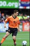 Rotterdam, 25 juni 2000   Euro 2000
Nederland-Yougoslavie, eindstand 6-1
Marc Overmars met adidas schoenen
Europees Kampioenschap Voetbal 2000