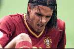 Amsterdam, 24 juni 2000   Euro 2000
Portugal-Turkije, eindstand 2-0
Nuno gomes geblesseerd
Europees Kampioenschap Voetbal 2000