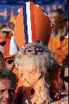 Rotterdam, 16 juni 2000 Euro 2000
Nederland-Denemarken, eindstand 3-0
supporters Nederlands elftal als Sinterklaas
Europees Kampioenschap Voetbal 2000