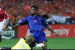Rotterdam16 juni 2000 Euro 2000
Nederland-Denemarken, eindstand 3-0
Patrick Kluivert Peter Schmeichel
Europees Kampioenschap Voetbal 2000