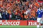 Rotterdam, 25 juni 2000   Euro 2000
Nederland-Yougoslavie, eindstand 6-1
4 doelpunten Patrick kluivert 
Patrick kluivert mooi aktie juichfoto
Europees Kampioenschap Voetbal 2000