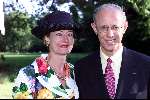 Breukelen 7 juni 2000
Haringparty op Nijenrode.
Paul Nouwen met vriendin