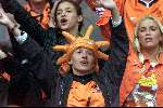 Rotterdam, 25 juni 2000   Euro 2000
Nederland-Yougoslavie, eindstand 6-1
Vrouw Phillip Cocu
Europees Kampioenschap Voetbal 2000