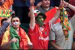 Amsterdam, 24 juni 2000   Euro 2000
Portugal-Turkije, eindstand 2-0
Portugese supporters
Europees Kampioenschap Voetbal 2000