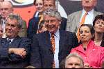 Amsterdam, 11 juni 2000
Nederland-Tsjechie, eindstand 1-0 door penalty van Frank de Boer.
Wim kok met zijn vrouw
Europees Kampioenschap Voetbal 2000