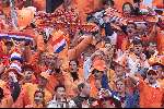 Rotterdam, 25 juni 2000   Euro 2000
Nederland-Yougoslavie, eindstand 6-1
4 doelpunten Patrick kluivert en 2 x Marc Overmars
oranje publiek.
supporters nederlands elftal
Europees Kampioenschap Voetbal 2000