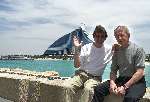 Dubai, 7 mei 2001
Albert West en Jan Gisbers